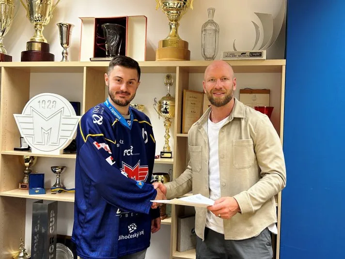 Hokejový obránce Kubíček se vrací ze zámoří, bude hrát za České Budějovice