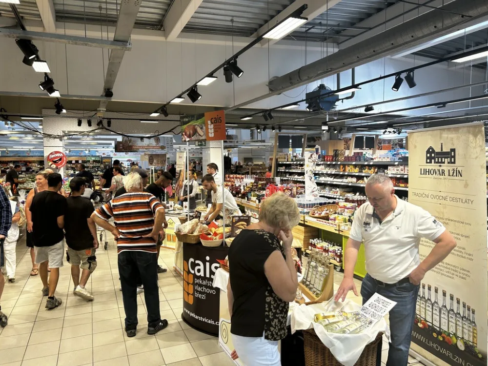 KVALITNÍ POTRAVINY Z NAŠEHO REGIONU jsou pro supermarkety Terno a Trefa nepostradatelné