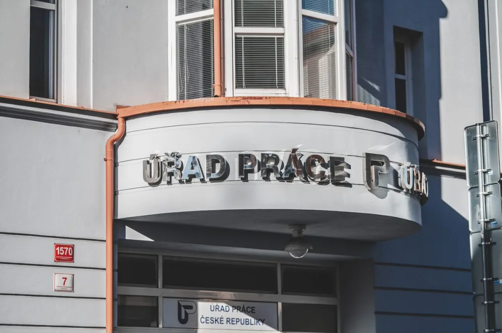 Nezaměstnanost v Jihočeském kraji klesla pod tři procenta, počet mladých žadatelů o brigády ale začíná stoupat