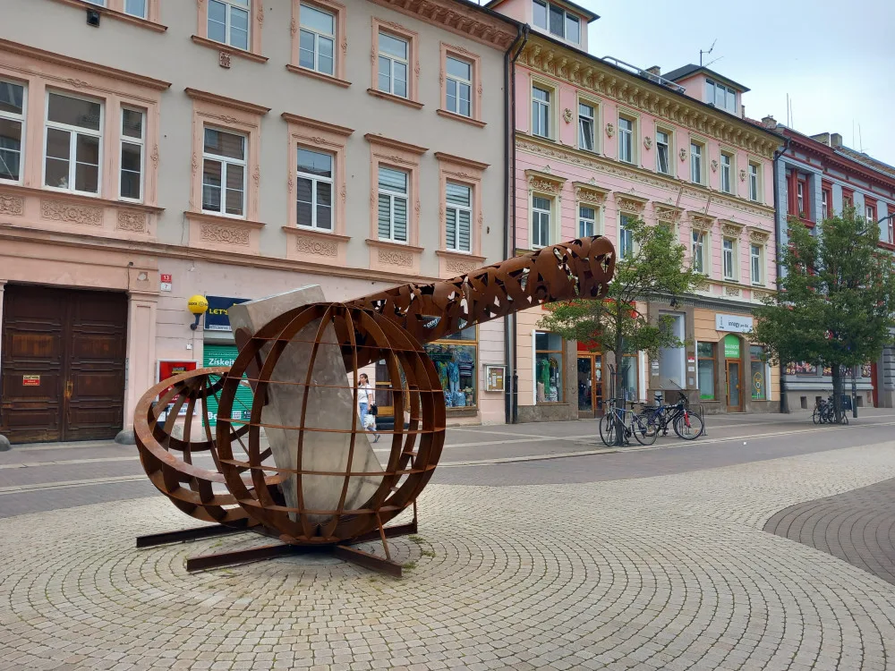 Umění je opět ve městě, umělecký festival přivezl do jižních Čech téměř tři desítky soch