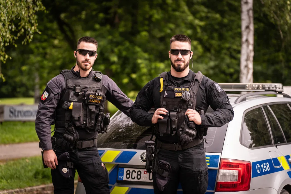 Oba jsou součástí prvosledové hlídky, ve službě vás ale běžně společně nepřekvapí