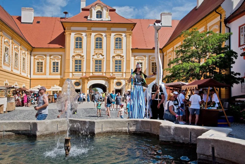 Přijeďte v červenci na Borůvkobraní do Borovan