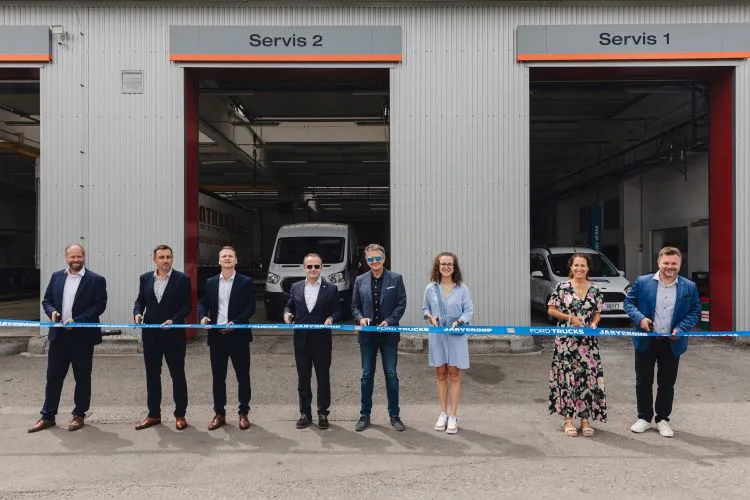 Společnost Jarygroup slavnostně otevřela nový servis Ford Trucks v Českých Budějovicích