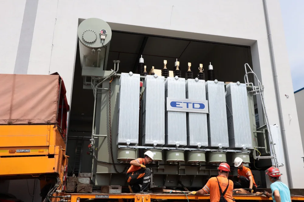 Klíčová transformační stanice bude hotová na podzim. Energetici ji osadli nízkohlukovými transformátory
