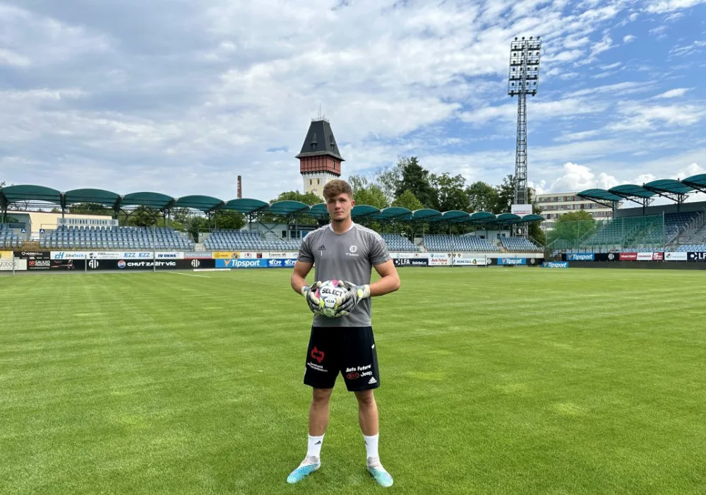 Fotbalisty Českých Budějovic posílili brankář Köstenbauer a záložník Martin