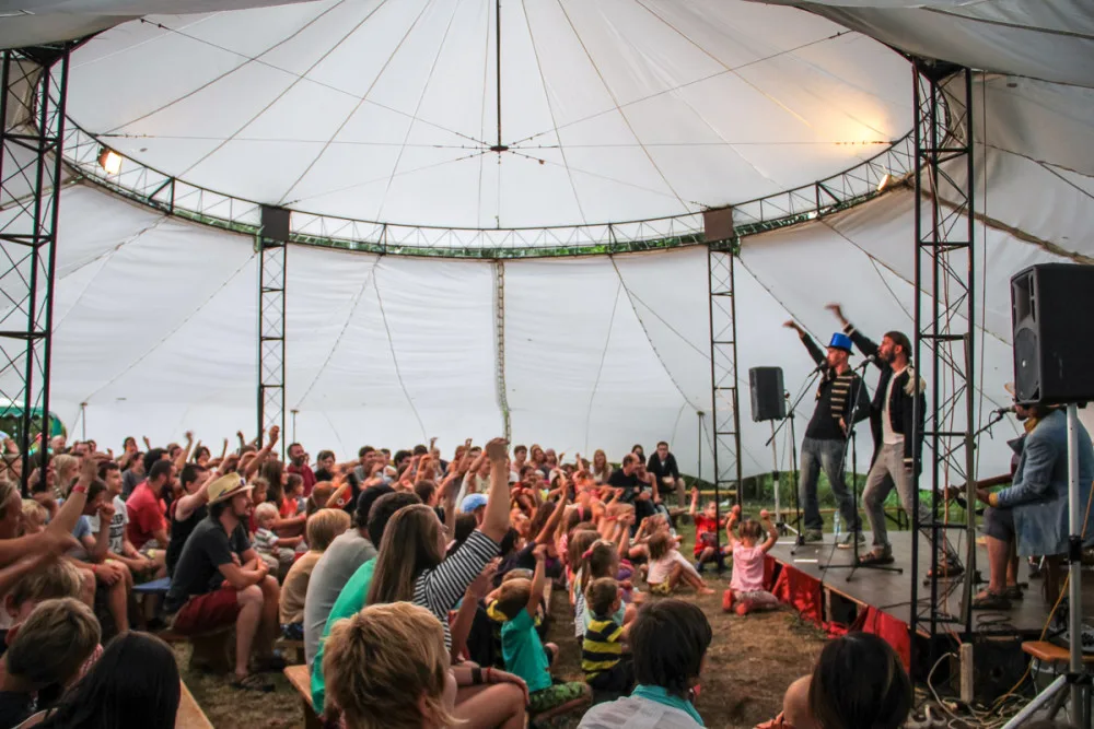 KULTURNÍ TIPY: Vyražte na rodinný festival do Mirotic, nebo na leteckou show do Jindřichova Hradce
