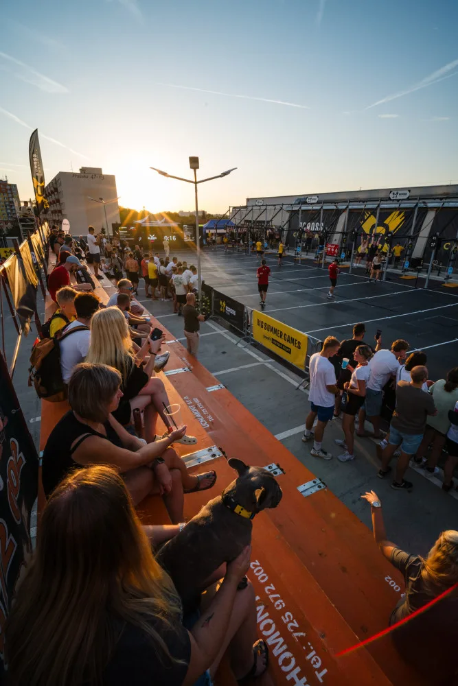 Sportovní akce s oficiální světovou licencí CrossFit Licensed Event propojuje gymnastiku, práci s vlastní váhou, vzpírání, silovou přípravu a kondici. Cílem je zajistit, aby závodníci byli co nejvíce všestranní.