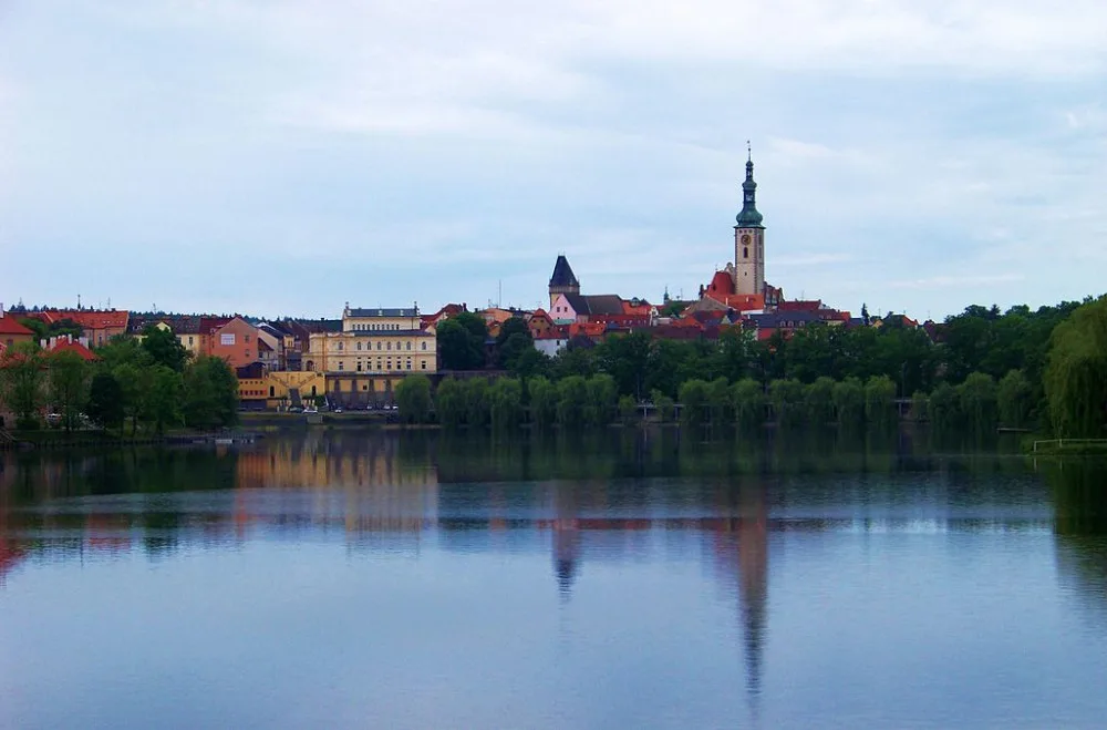 V Jordánu v Táboře plavalo tělo. Případ řeší policie