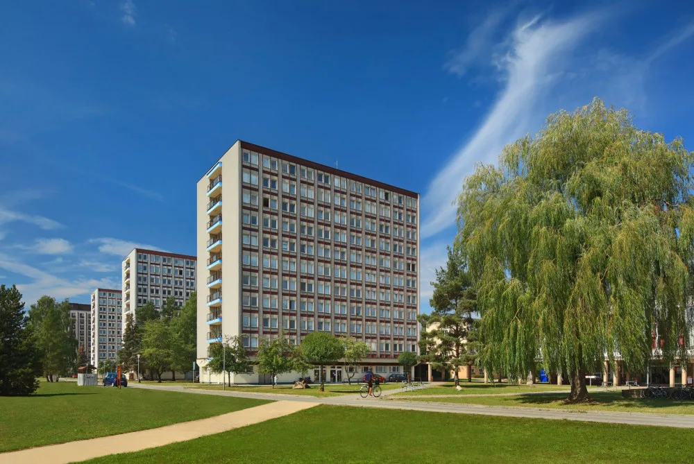 Kolej, garsonka nebo spolubydlení. Zvyšující se ceny nájmů nutí studenty hledat alternativní způsoby ubytování