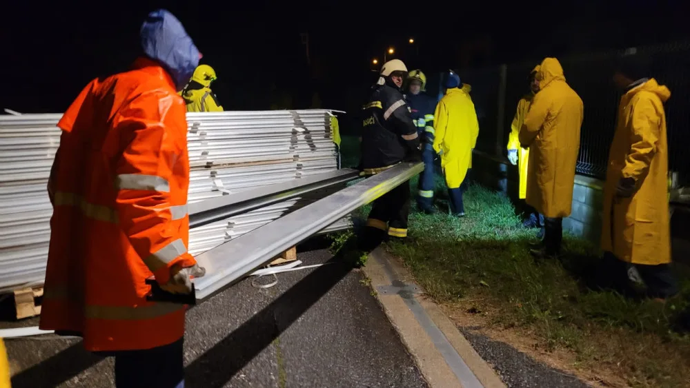 Protipovodňová stěna v Budějcích je téměř hotová. Kraj s připravuje na stoletou vodu