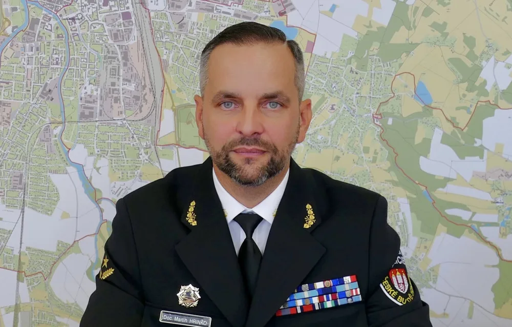 Práce strážníka městské policie je stále atraktivnější a láká zájemce o službu veřejnosti