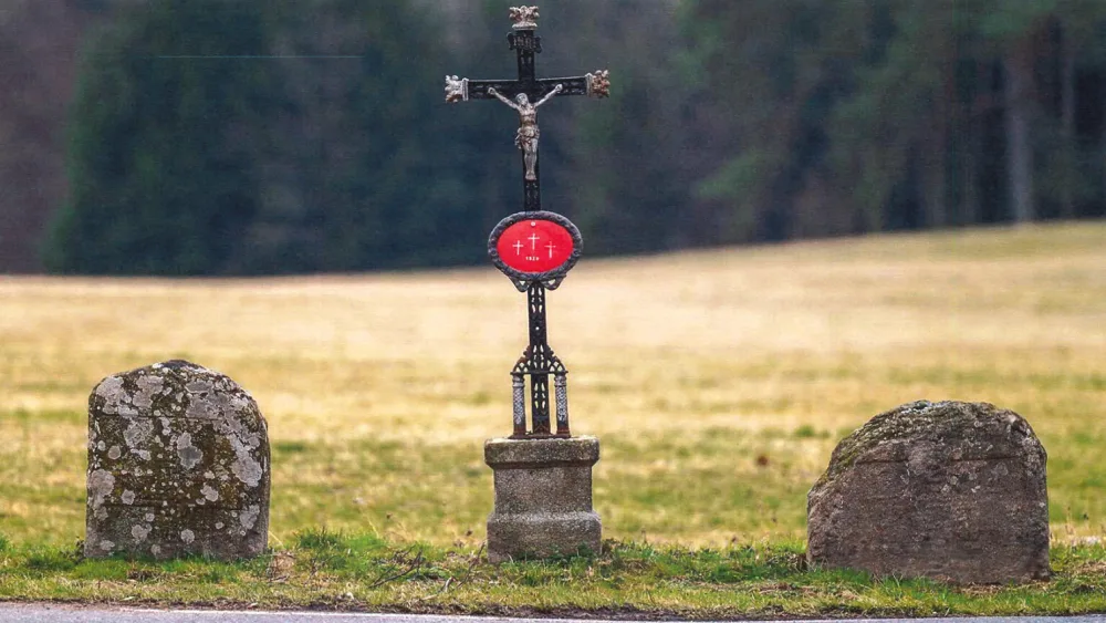 Smírčí kameny na Vodňansku nebyly ukradeny, šlo o omyl silničářů
