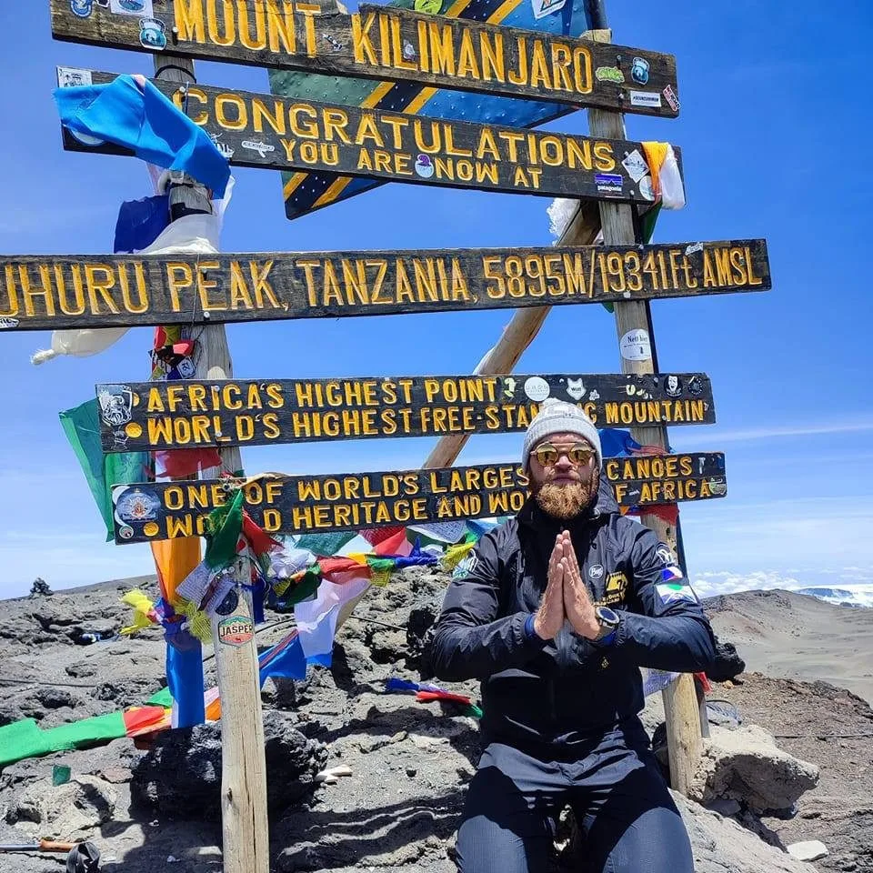 Na Kilimandžáro vyběhli za 23 hodin. Teď čeká českou expedici otužilecký výstup na Fuji