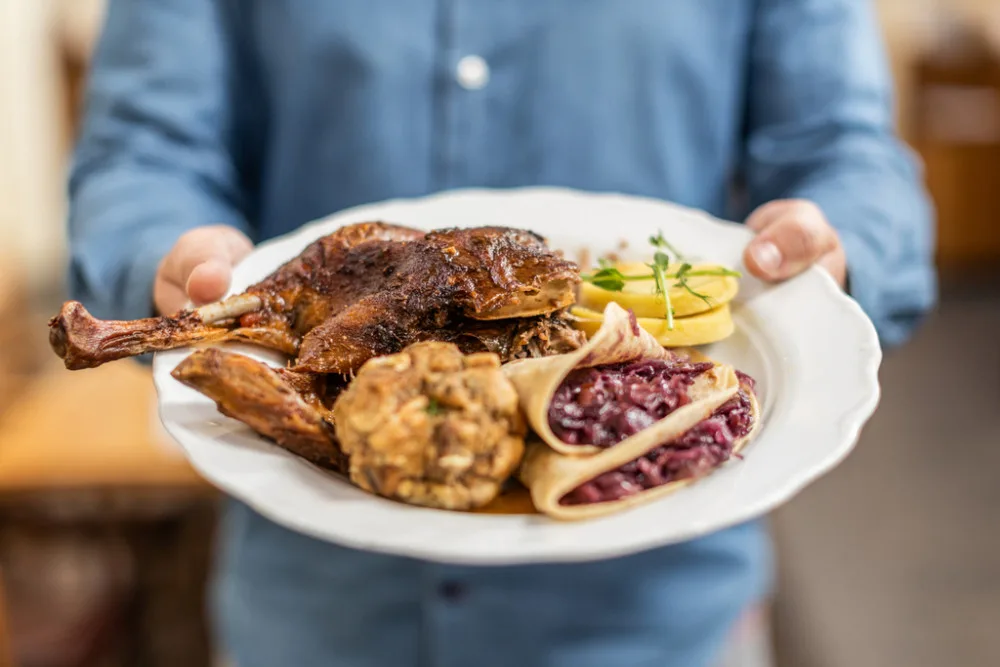 Svatomartinská husa na Budějovicku? S pivem chutná skvěle.