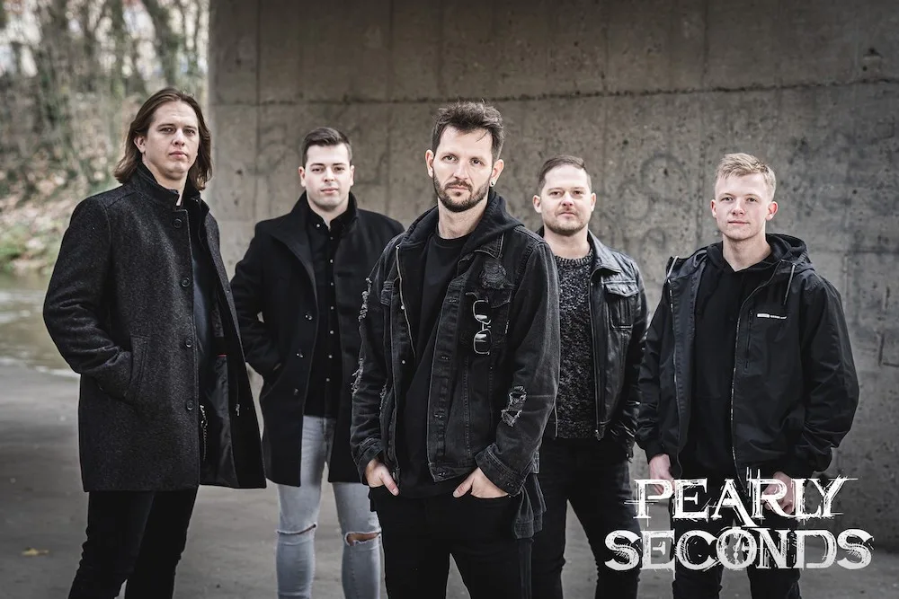 Jedinečný rockový festival Dead End hlásí již svůj 13. ročník. Přímo v centru Budějovic se představí na dvě desítky kapel