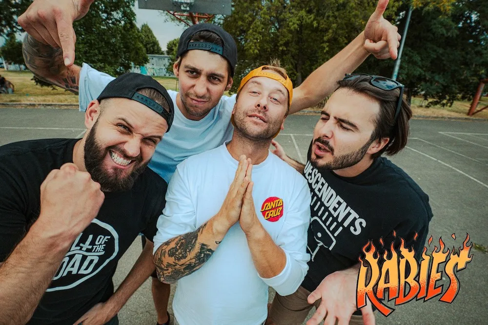 Jedinečný rockový festival Dead End hlásí již svůj 13. ročník. Přímo v centru Budějovic se představí na dvě desítky kapel