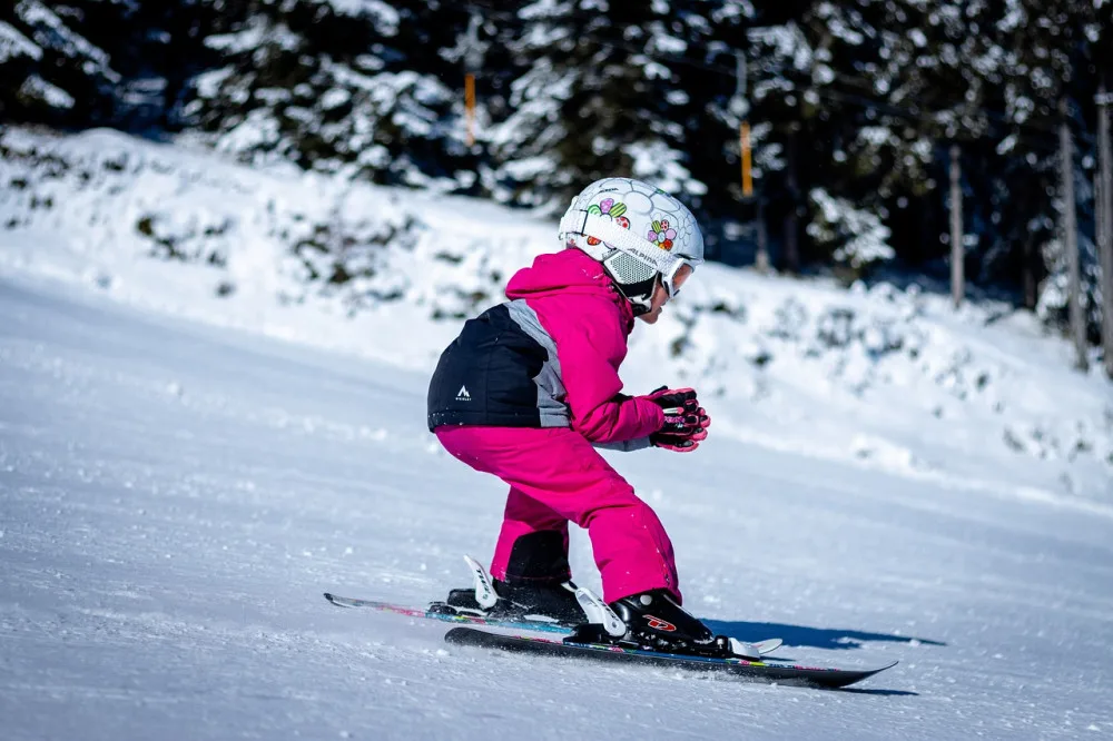Skiareál Hochficht na česko-rakouské hranici Šumavy v sobotu zahájí provoz