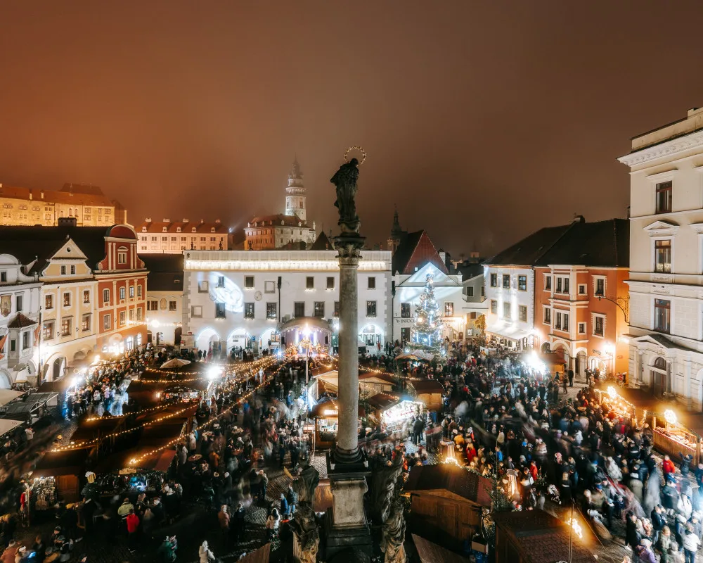 Užijte si adventní čas v Českém Krumlově s extra porcí světel