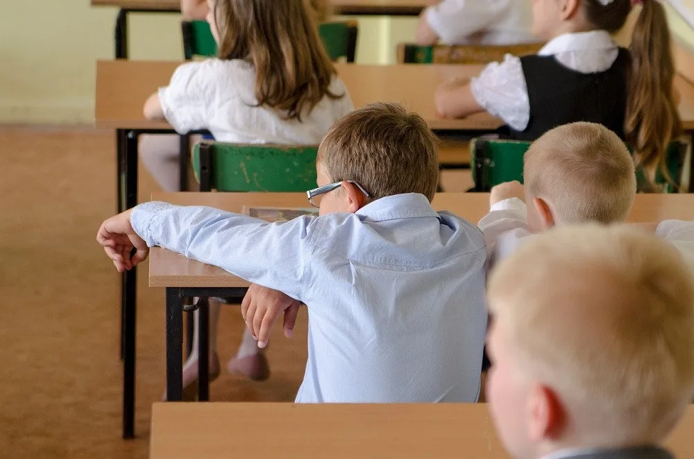 Na budějovické ScioŠkole protestují děti proti vyhození průvodkyně, 15 se jich zamklo na záchodě