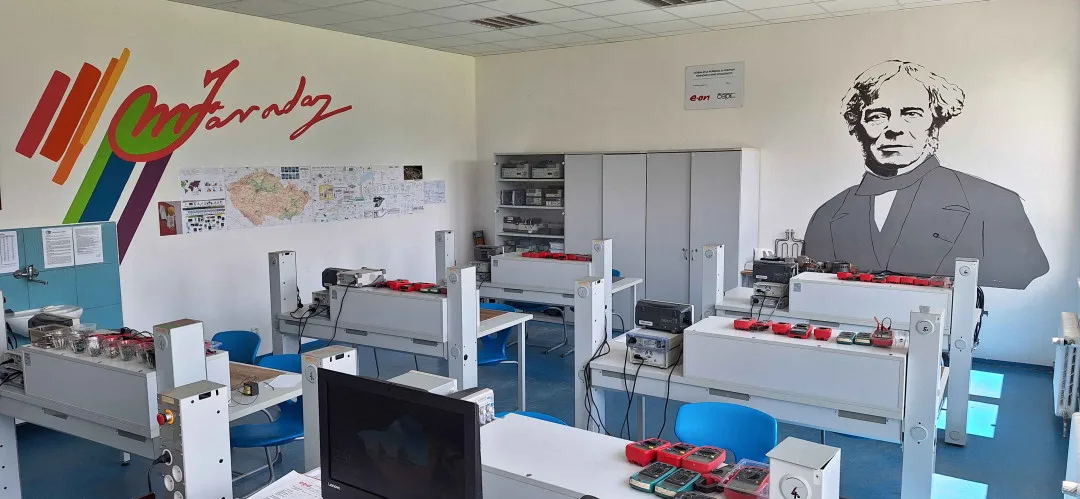 Střední odborná škola elektrotechnická Hluboká nad Vltavou má do nového roku 2025 jasnou vizi