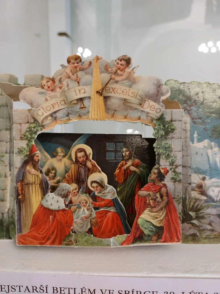 Prachatické muzeum zve na výstavu betlémů ze sbírky PhDr. Františka Kotěšovce