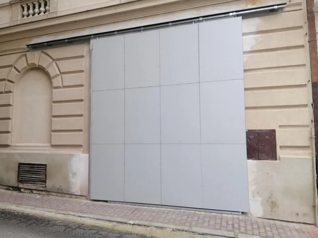 Táborské divadlo zmodernizovalo jevištní techniku, obnovuje plný provoz