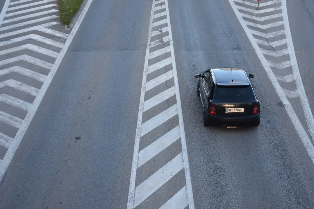 Obchvat Husince by mohl být hotový v roce 2029. Kraj chce v létě začít s výkupem pozemků