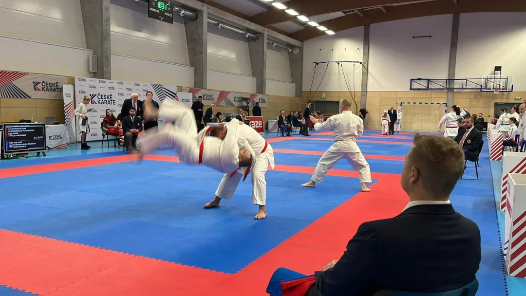 Jihočeští policisté slaví mistrovský titul v karate
