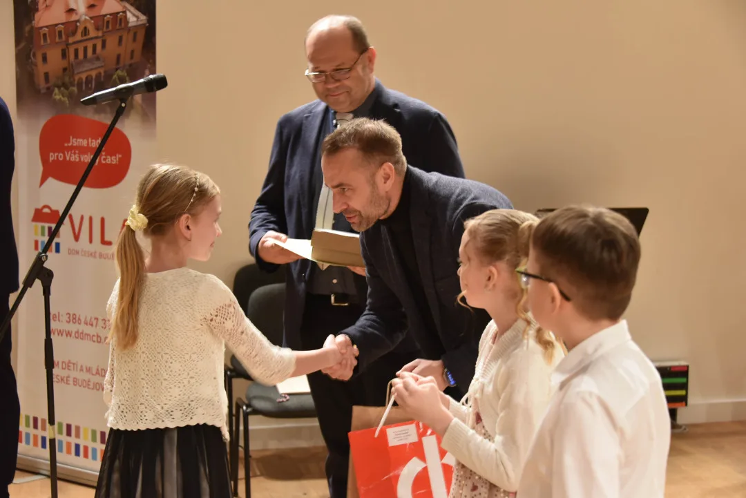 Nejtalentovanější jihočeští studenti si převzali ocenění, soutěžili v sedmi kategoriích