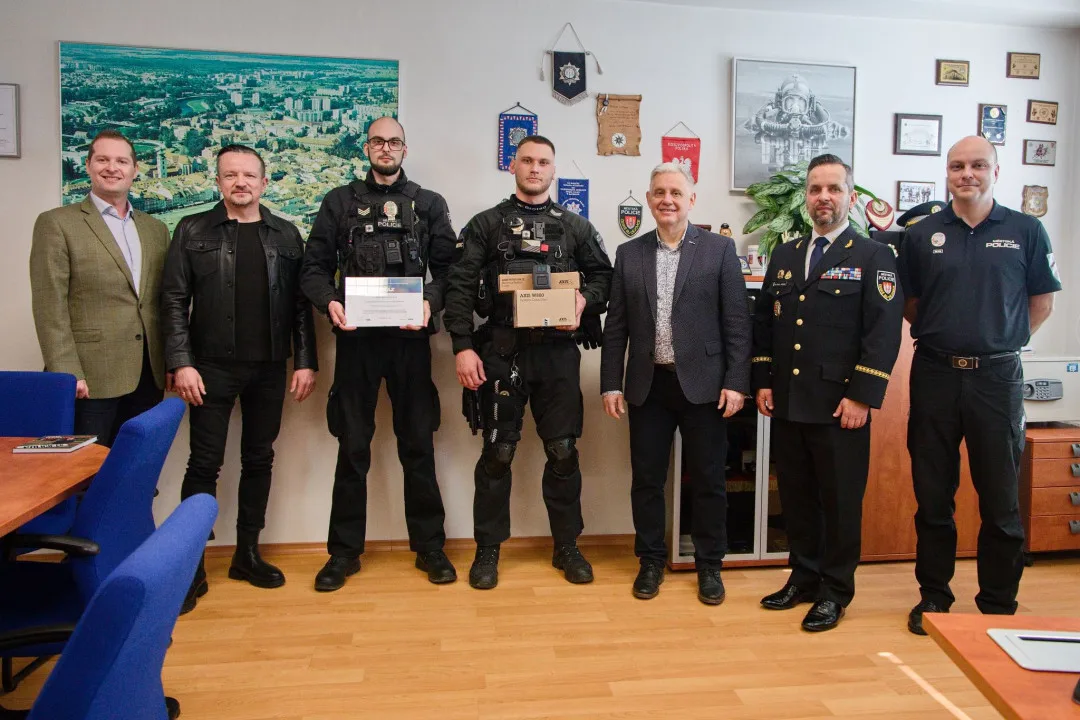 Budějovičtí strážníci slaví úspěch. Video z jejich zásahu proti ozbrojenému muži vyhrálo celostátní soutěž