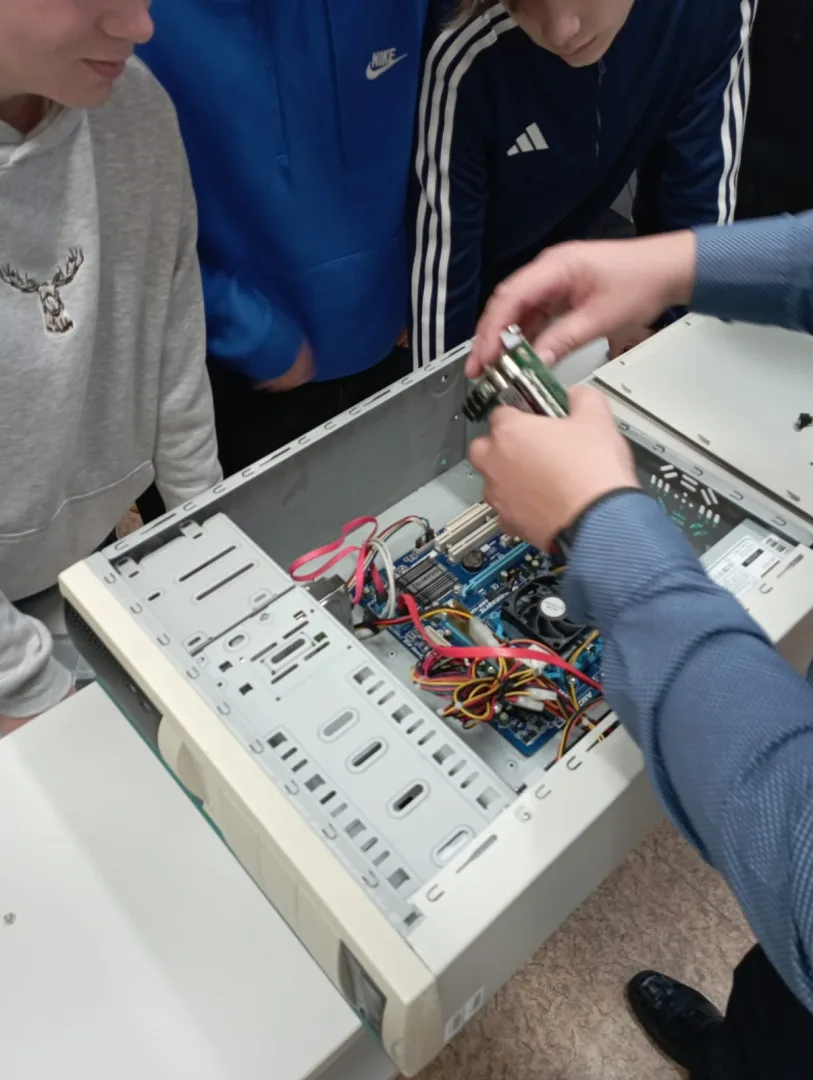 Technická základka v Českých Budějovicích: Příležitost pro mladé techniky