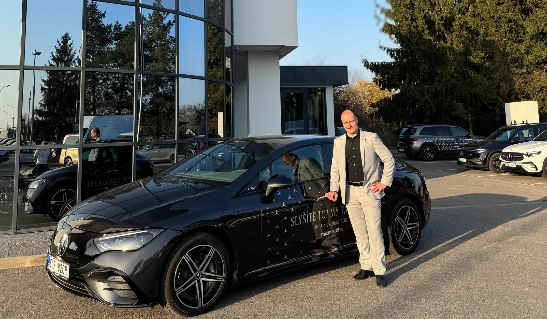 Jak se jezdí v elektrickém Mercedesu? Alexandr testoval EQE