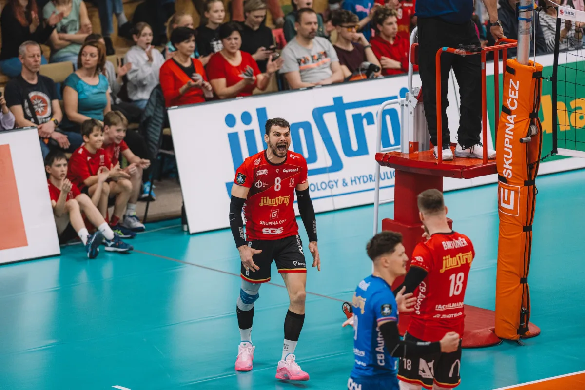 Parádní bitva pro Jihostroj. Semifinále je vyrovnané