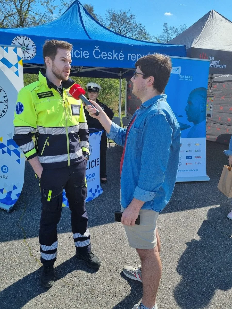 Kampaň Na kole jen s přilbou nabídne víc setkání s cyklisty i nové piktogramy