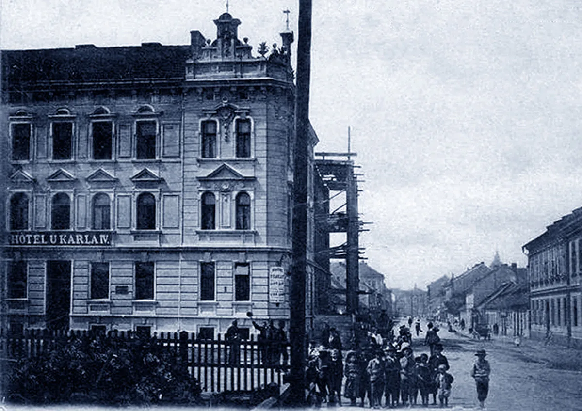 DRBNA HISTORIČKA: Slavný hostinec U Karla IV. se postupně proměnil v pouhý second hand