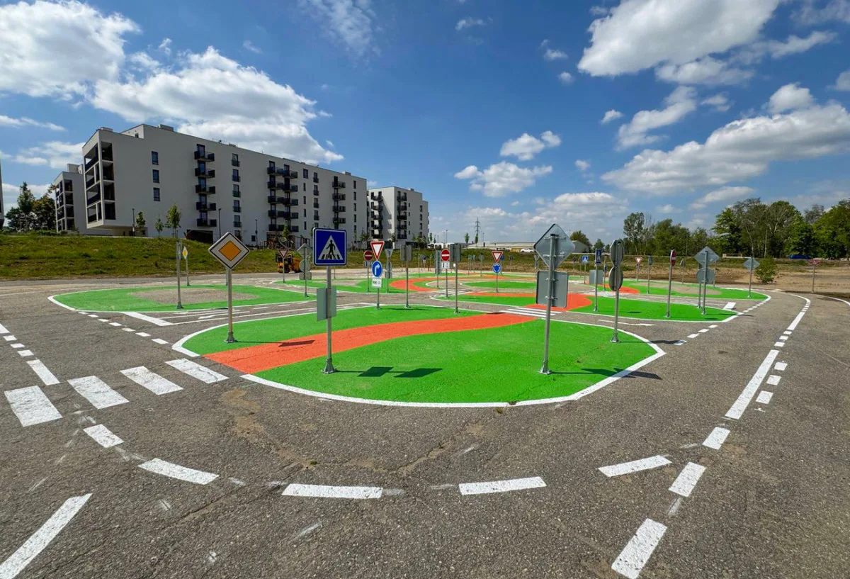 Jízda plná zábavy – otevírá se dětské dopravní hřiště na dubičném potoku