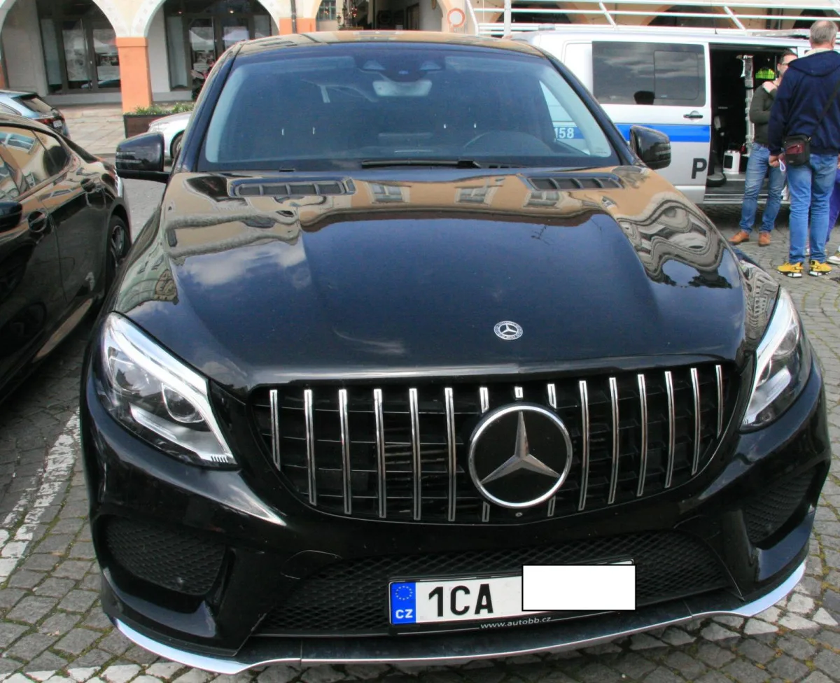 Policie hledá svědky loupežného přepadení na Českobudějovicku