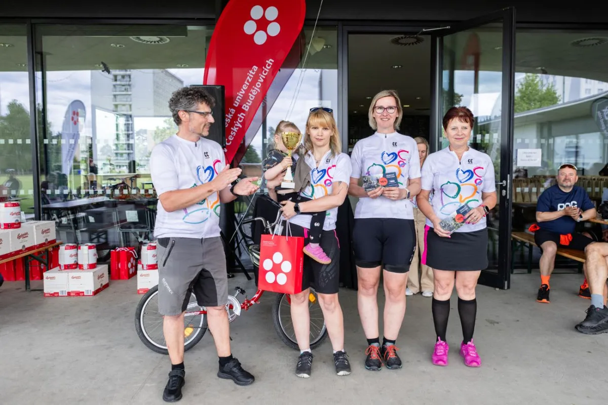 Jihočeská univerzita spojila síly v cyklistické výzvě a slaví rekord