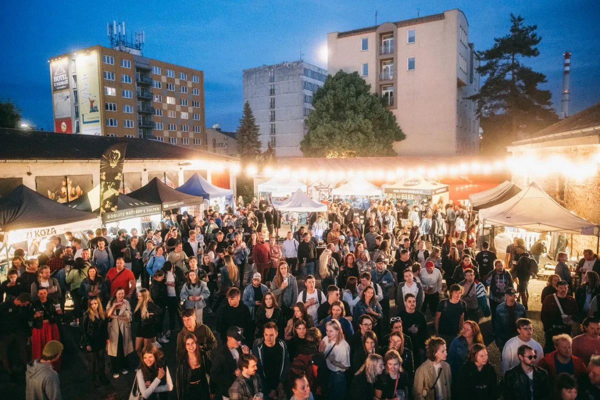 Festival minipivovarů Žíznivá Žižkárna začíná