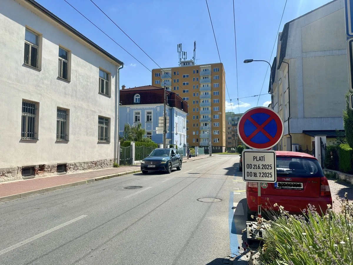 Ulici L. B. Schneidera čeká uzavírka, frekventovanou propojkou neprojedete téměř měsíc