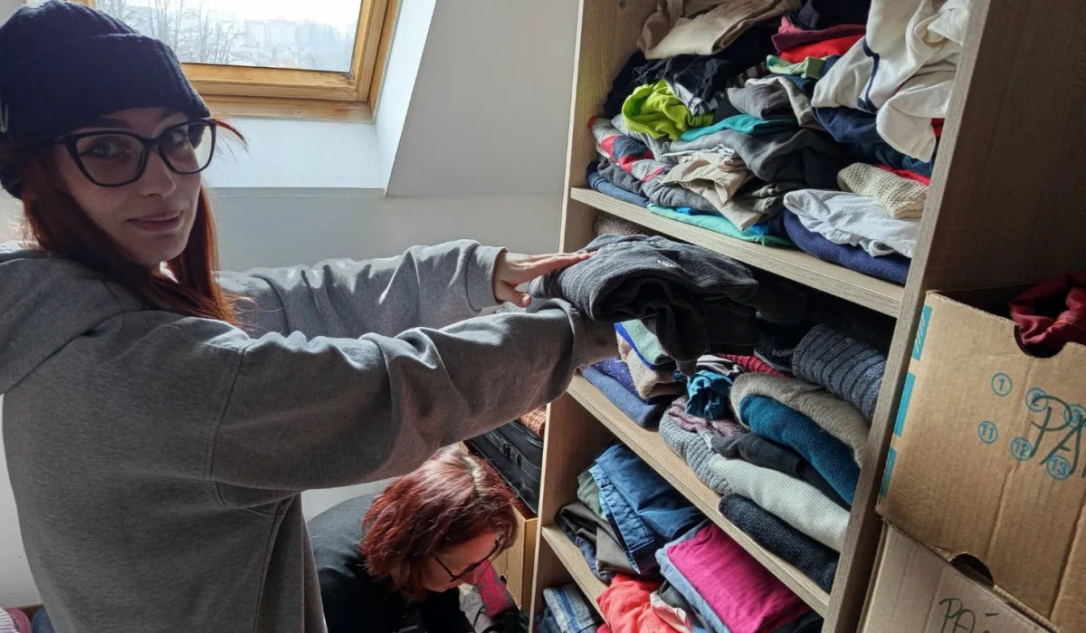 Darované oblečení pomáhá stovkám klientů PREVENTU 99