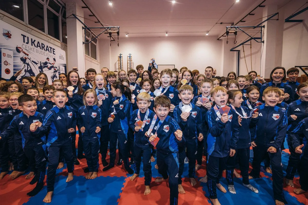 Karate je atraktivní sport, který si vaše dítě zamiluje. Nábor se blíží!