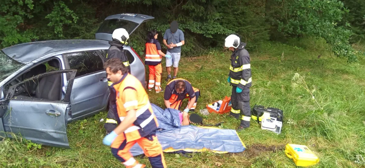 Opilý řidič způsobil nehodu u Němčic, na místě jsou čtyři zranění