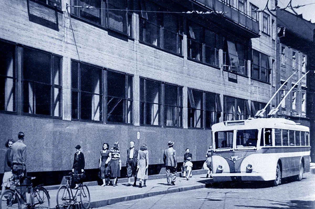 DRBNA HISTORIČKA: Vetry brázdily Budějce, po vyřazení sloužily jako včelín i stavební buňky