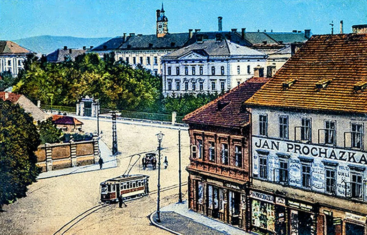 DRBNA HISTORIČKA: Jak vznikla tabáková továrna v Českých Budějovicích