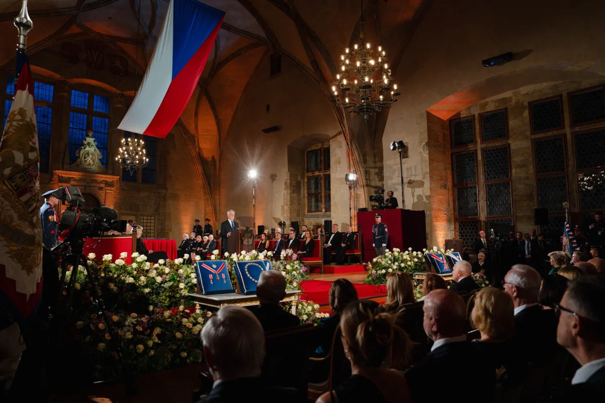 Prezident rozdal medaile. Oceněným byl i muž z táborské nemocnice Foto: Tomáš Fongus