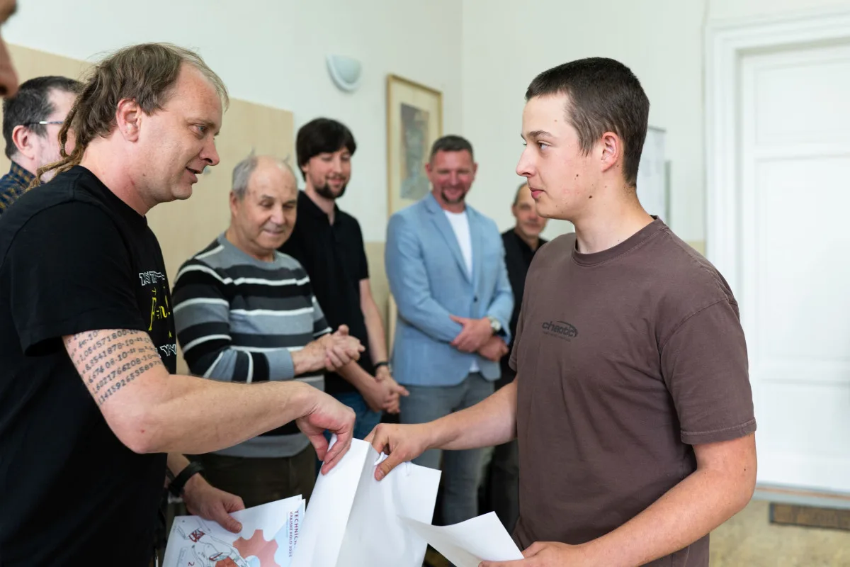 Technická olympiáda opět vyzývá mladé techniky.