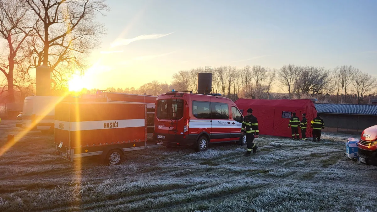 V Blatné kvůli ptačí chřipce začala likvidace 13 tisíc kachen
