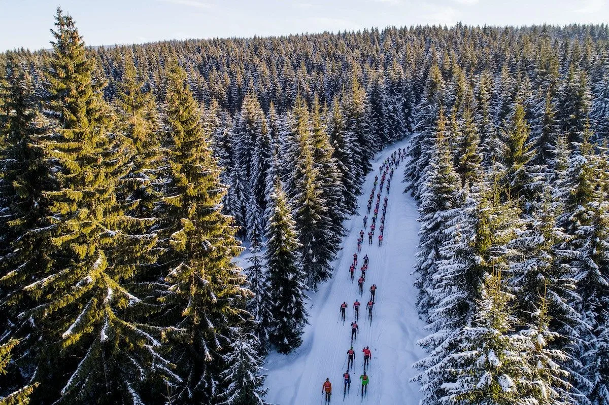 Rekordní zájem o Jizerskou 50. Místa mizí a výhodnější registrace končí 30. 11.
