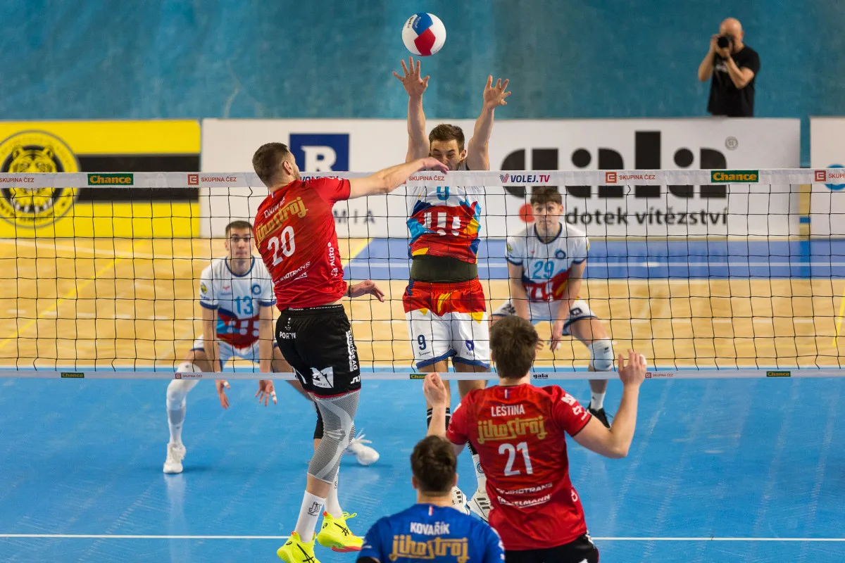 Bojovná Ostrava nedala nic zadarmo. Jihostroj přesto veze tři body